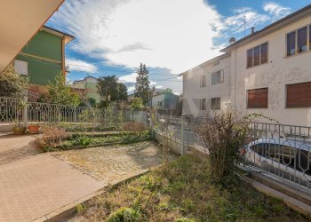 Edificio all\'aperto - Casa semi indipendente VIA GIOVANNI ANNIBALDI
 
22, Cupramontana - foto 23