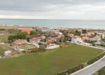 Vista dell\'acqua - Terreno agricolo via marina alta, Montemarciano - foto 11