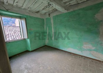 Stanza vuota - Casa semi indipendente VIA RICCI DANTE
 
10, Serra San Quirico - foto 3