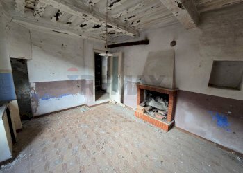 Stanza vuota - Casa semi indipendente VIA RICCI DANTE
 
10, Serra San Quirico - foto 5