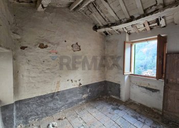 Stanza vuota - Casa semi indipendente VIA RICCI DANTE
 
10, Serra San Quirico - foto 8
