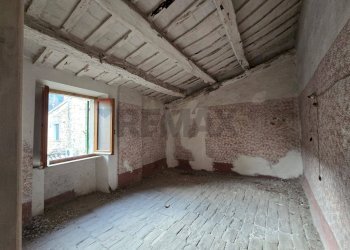 Stanza vuota - Casa semi indipendente VIA RICCI DANTE
 
10, Serra San Quirico - foto 12