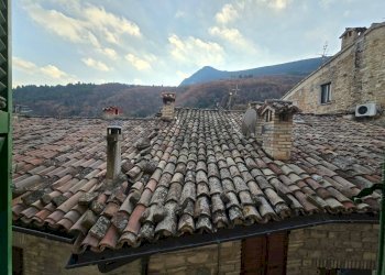 Vista delle montagne - Casa semi indipendente VIA RICCI DANTE
 
10, Serra San Quirico - foto 14