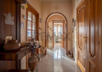 Hall / corridoio - Apartment VIA VITTORIO VENETO
 
12, Falconara Marittima - photo 16