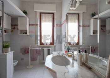 Bagno - Apartment VIA VITTORIO VENETO
 
12, Falconara Marittima - photo 20