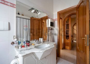 Bagno - Apartment VIA VITTORIO VENETO
 
12, Falconara Marittima - photo 21