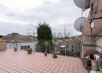 Terrazza - Apartment VIA VITTORIO VENETO
 
12, Falconara Marittima - photo 34