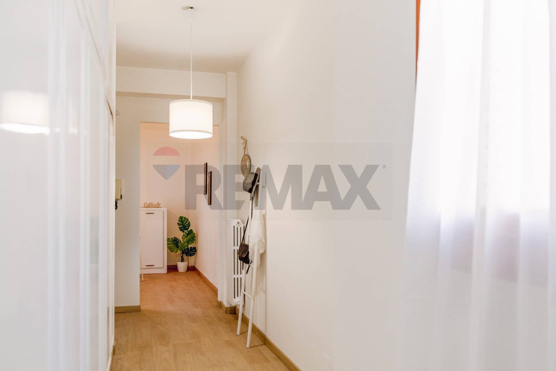 Hall / corridoio - Appartamento piazzale martelli
 
1, Ancona - foto 2