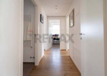 Hall / corridoio - Quadrilocale Serra de' Conti - foto 22