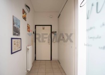 Hall / corridoio - Quadrilocale Via Flaminia
 
413a, Falconara Marittima - foto 6