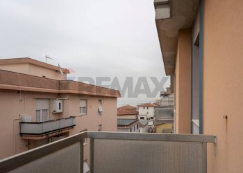 Balcone - Quadrilocale Via Flaminia
 
413a, Falconara Marittima - foto 21