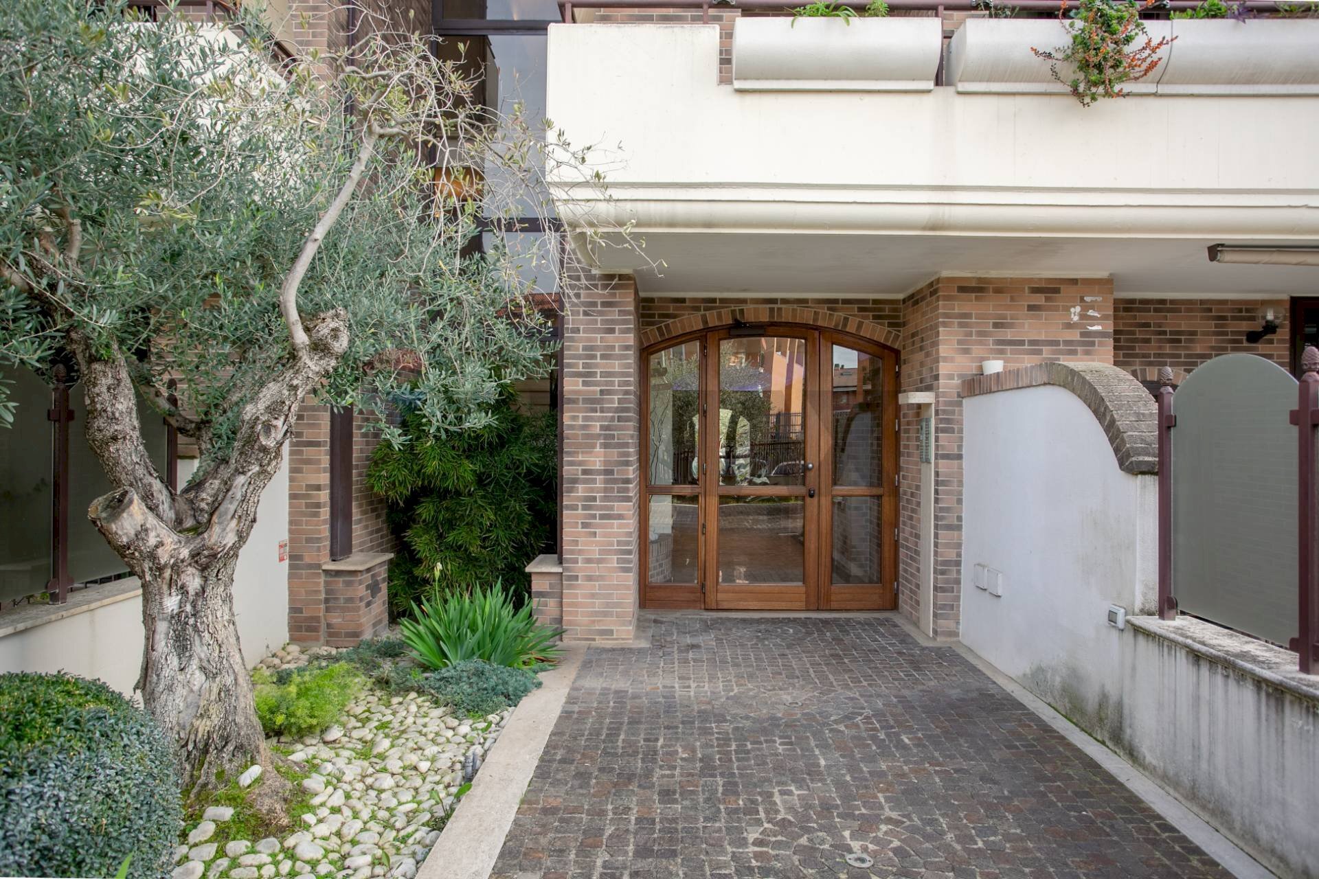 Edificio all\'aperto - Three-room apartment via mario del monaco
22, Roma - photo 2