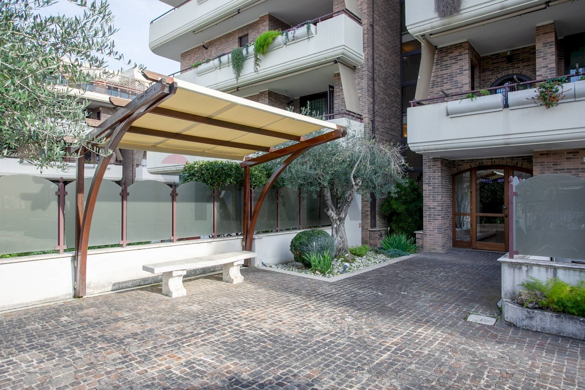 Edificio all\'aperto - Three-room apartment via mario del monaco
22, Roma - photo 3