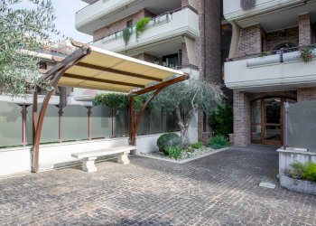 Edificio all\'aperto - Trilocale via mario del monaco
 
22, Roma - foto 3