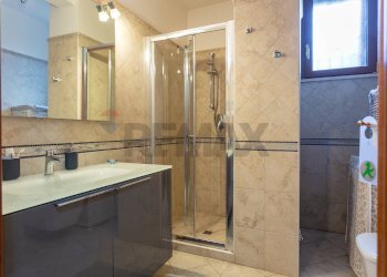 Bagno - Trilocale via mario del monaco
 
22, Roma - foto 42