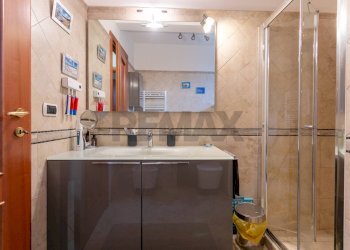 Bagno - Trilocale via mario del monaco
 
22, Roma - foto 43