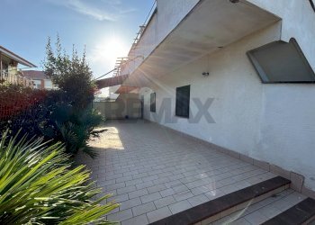 Terrazza - Trilocale Via dei cavalli marini
 
183, Ardea - foto 6