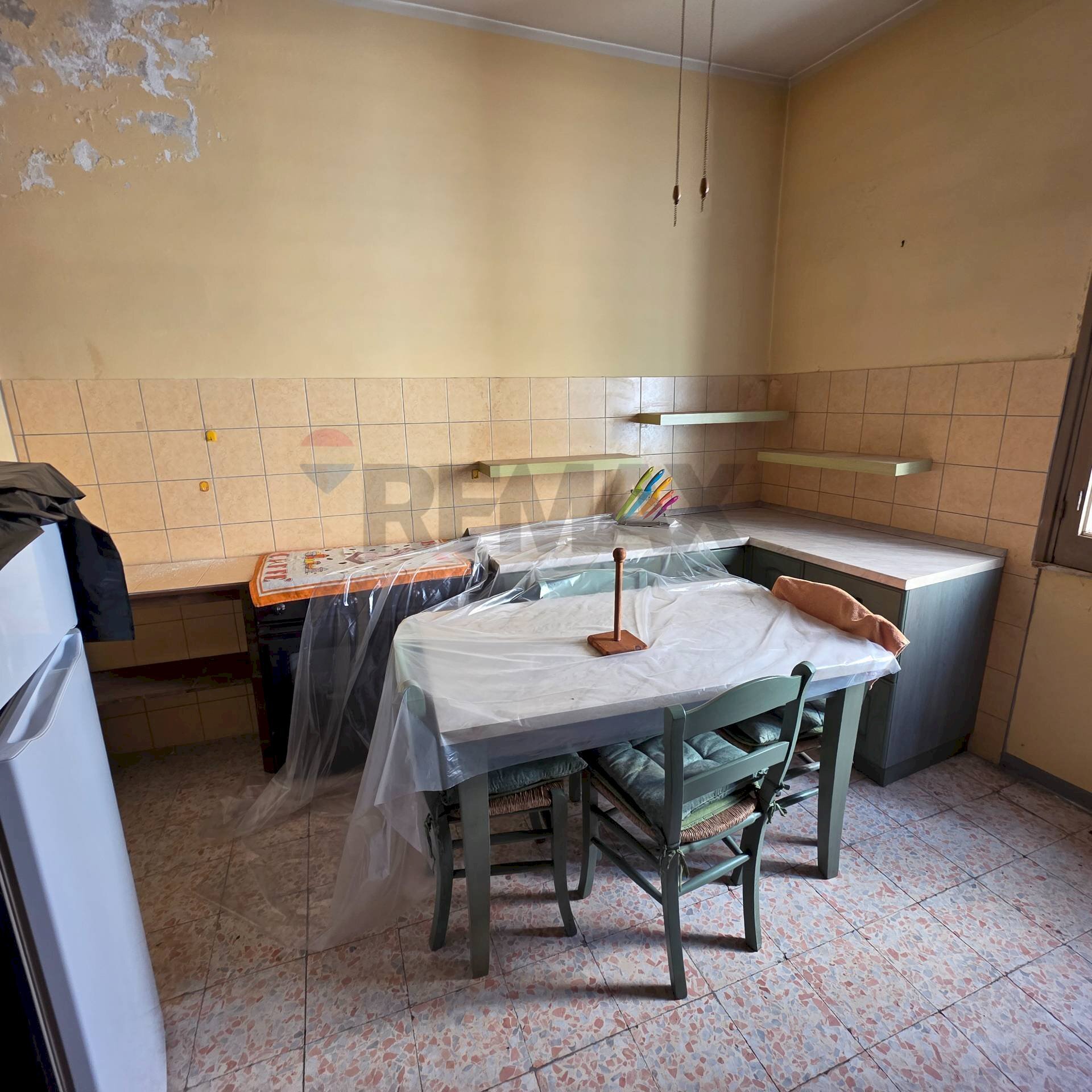 Sala da pranzo - Casa semi indipendente Via Camillo Benso Conte di Cavour
 
5, San Sosti - foto 1