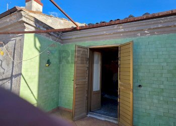 Terrazza - Casa semi indipendente Via Camillo Benso Conte di Cavour
 
5, San Sosti - foto 2