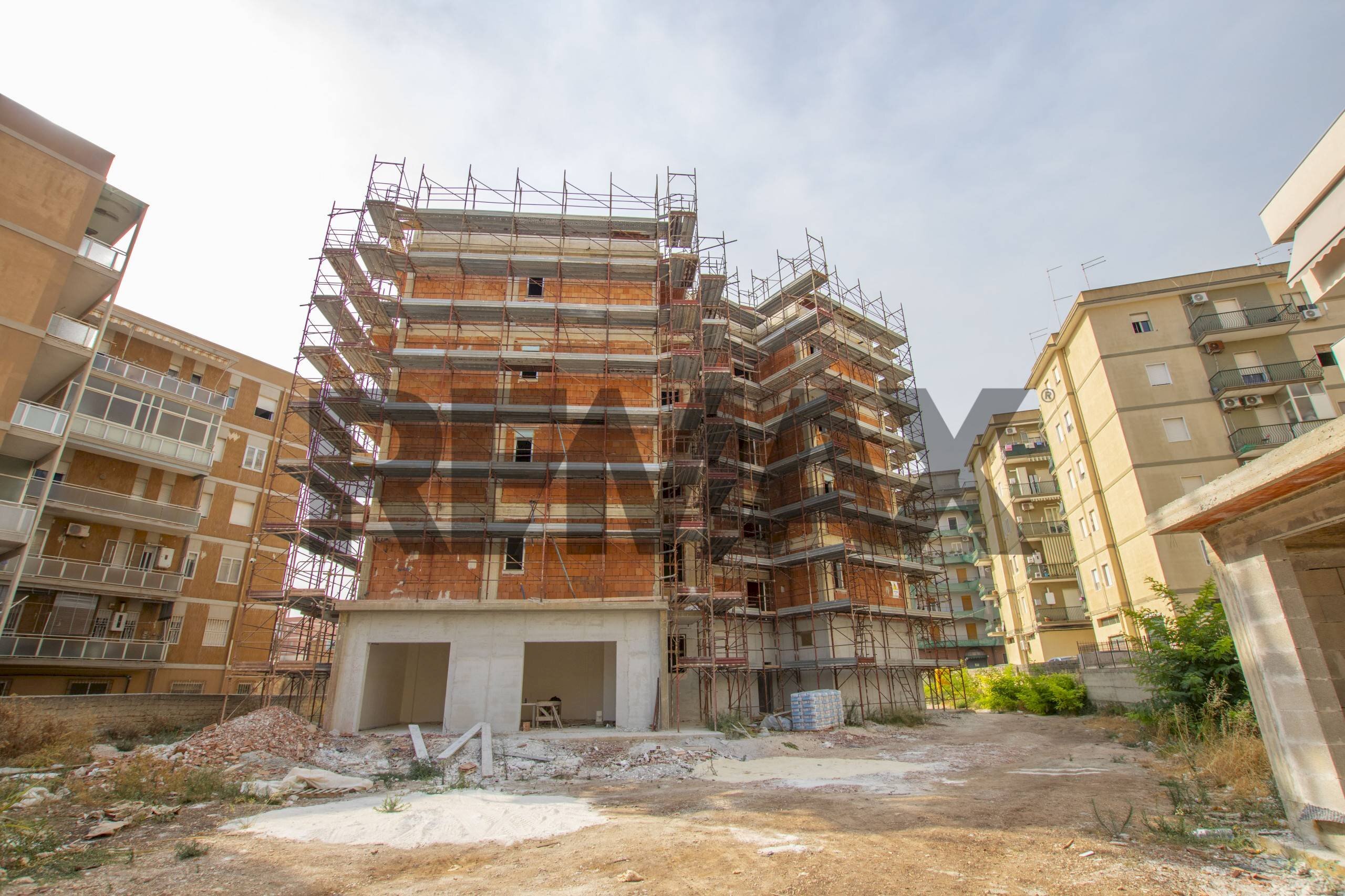 Edificio all\'aperto - Trilocale VIA SICILIA
SNC, Siracusa - foto 2
