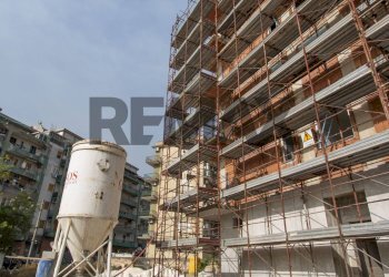 Edificio all\'aperto - Trilocale VIA SICILIA
 
SNC, Siracusa - foto 15