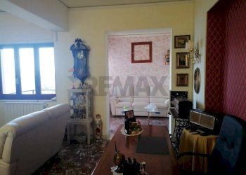 Soggiorno - Trilocale Via Nuova Panoramica
 
560, Messina - foto 8