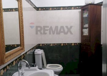 Bagno - Trilocale Via Nuova Panoramica
 
560, Messina - foto 20