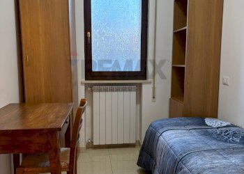 Camera / camera da letto - Trilocale via della polveriera, L'Aquila - foto 8