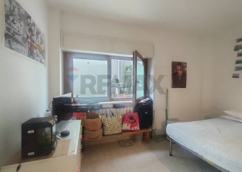 Camera / camera da letto - Bilocale via generale francesco rossi
 
8, L'Aquila - foto 7