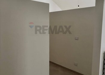 Stanza vuota - Casa semi indipendente Via dietro le Finestre, Prata d'Ansidonia - foto 4