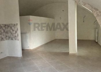 Parcheggio - Casa semi indipendente Via dietro le Finestre, Prata d'Ansidonia - foto 11