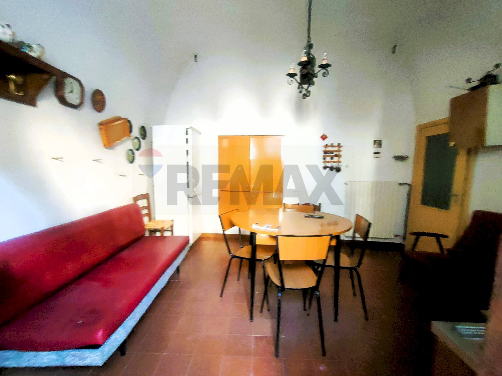 Sala da pranzo - Casa semi indipendente PIAZZA GAETANO CICERONE, Prata d'Ansidonia - foto 3