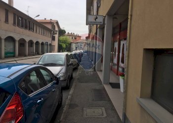 Edificio all\'aperto - Negozio Dalmine - foto 4