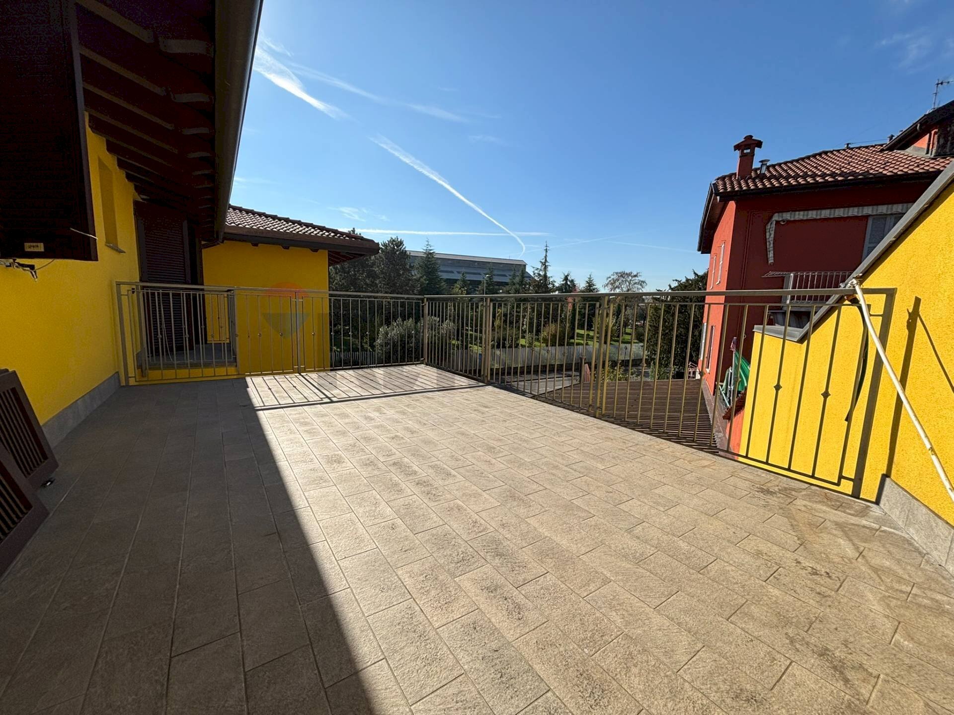 Terrazza - Three-room apartment Dalmine - photo 3