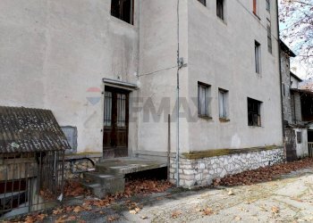 Edificio all\'aperto - Hotel Viale Vittorio Veneto
 
23, Pedavena - foto 42