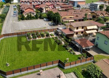Edificio all\'aperto - Terreno edificabile via 25 aprile
25, Terno d'Isola - foto 1