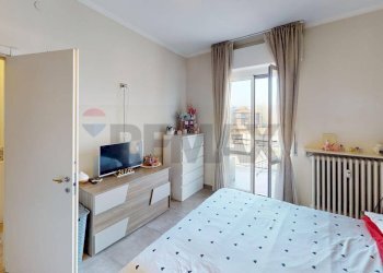 Camera / camera da letto - Trilocale viale campari
 
86, Pavia - foto 24