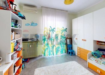 Camera / camera da letto - Trilocale viale campari
 
86, Pavia - foto 25