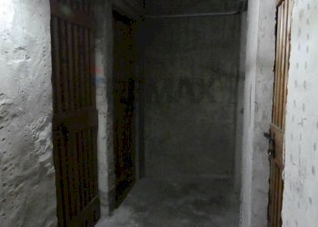 Parcheggio - Trilocale viale campari
 
86, Pavia - foto 43