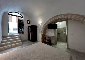 Camera / camera da letto - Monolocale Via Fontana
 
104, Vieste - foto 4