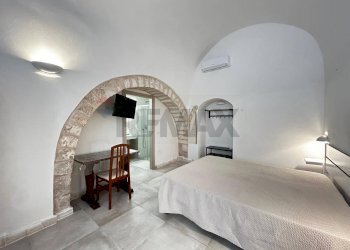 Camera / camera da letto - Monolocale Via Fontana
 
104, Vieste - foto 6