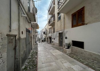 Edificio all\'aperto - Monolocale Via Fontana
 
104, Vieste - foto 14