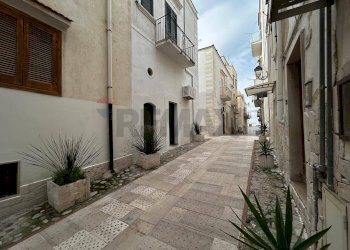 Edificio all\'aperto - Monolocale Via Fontana
 
104, Vieste - foto 16