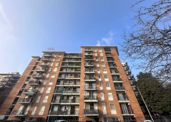 Edificio all\'aperto - Trilocale PIETRO MASCAGNI
 
13, Cormano - foto 1