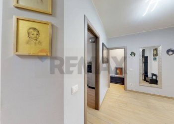 Hall / corridoio - Trilocale PIETRO MASCAGNI
 
13, Cormano - foto 21