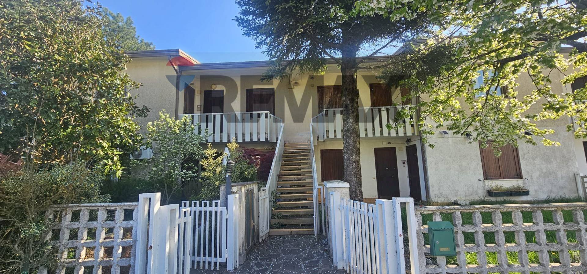 Casa all\'aperto - Villa a Schiera Strada Provinciale
97, San Massimo - foto 2