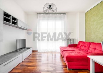 Soggiorno - Trilocale san Giovanni bosco
 
7, Casorate Sempione - foto 1