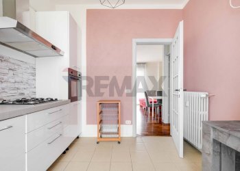 Cucina - Trilocale san Giovanni bosco
 
7, Casorate Sempione - foto 5