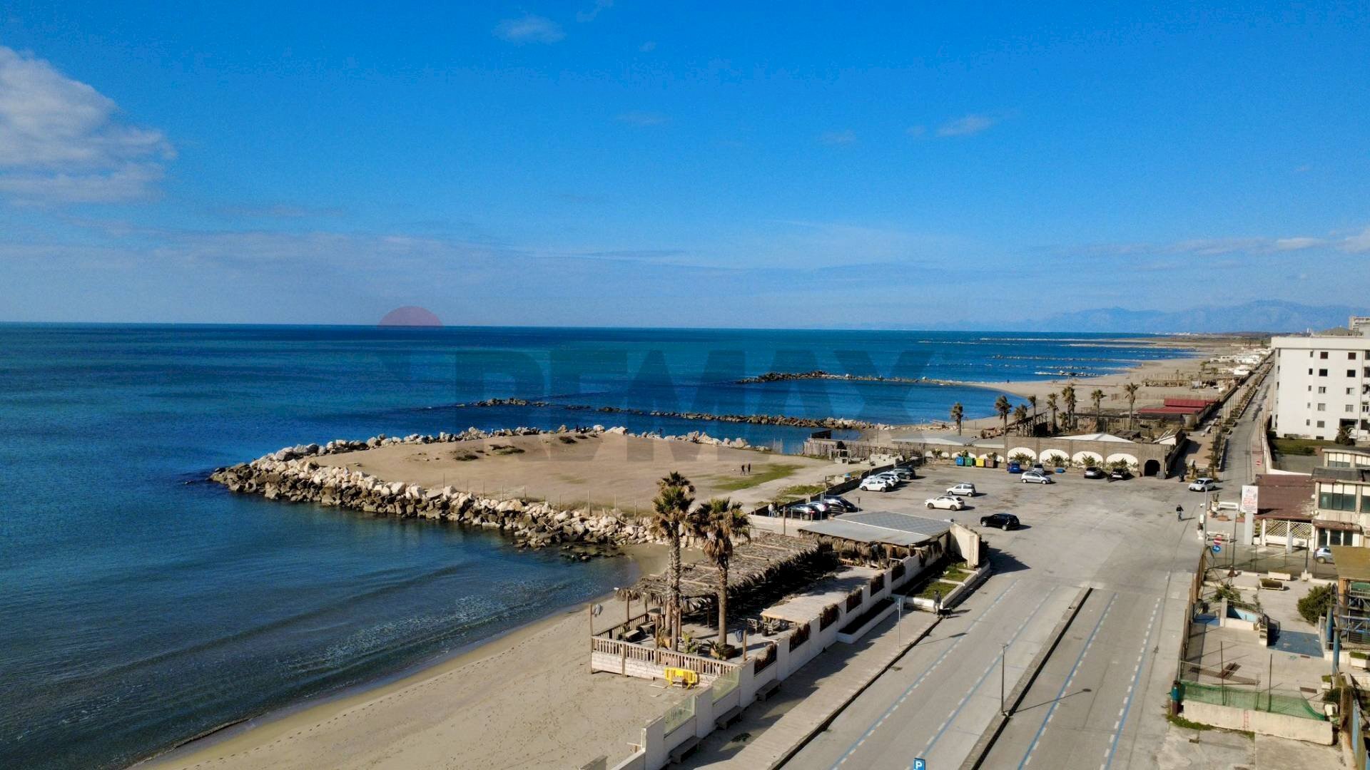 Vista dell\'acqua - Four-room apartment Via Claris, Castel Volturno - photo 3