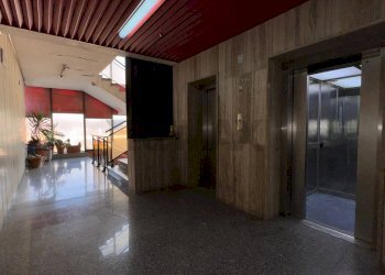 Ricezione / Lobby - Quadrilocale Via Claris, Castel Volturno - foto 9